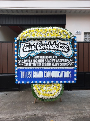 Papan Bunga Duka di Waihoka
